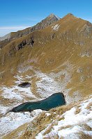 26 Monte Toro e laghi da Quota 2377 m